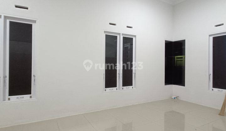 Rumah Sewa Siap Huni di Jl. Ujung Pandang 2  3