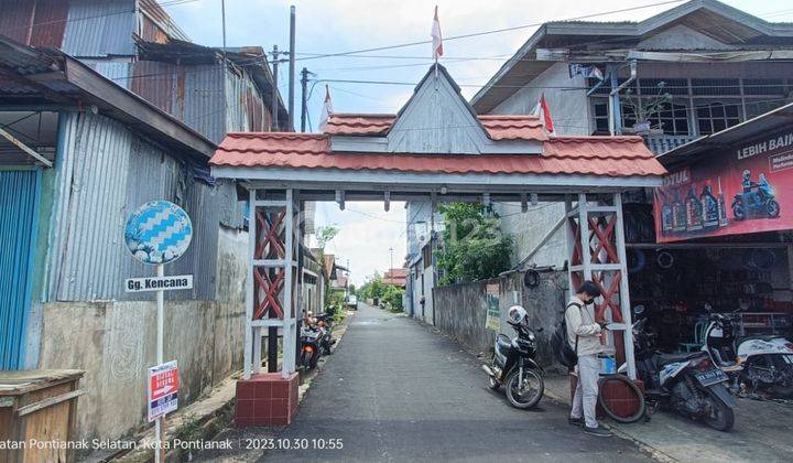 Dijual Rumah Depan Pasar Kemuning Kota Baru 2