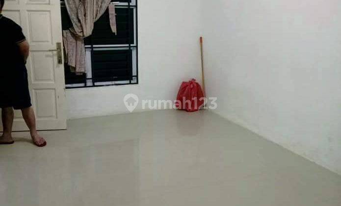 Rumah Bagus Unfurnished di Jalan Ciptaland, Batam 2