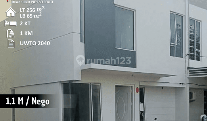 Rumah 2 Lantai Bagus Unfurnished HGB di Puri Selebriti, Batam 1