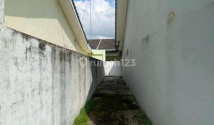 Rumah Bagus Unfurnished HGB di Regata, Batam 2