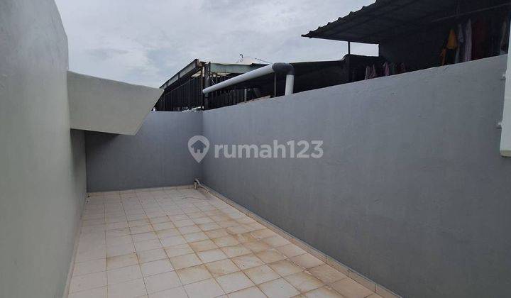 Rumah 2 Lantai Bagus Unfurnished HGB di Tropicana Residence 2