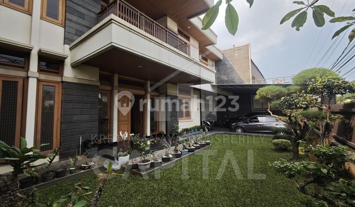 Luxury and Exquisite House with a Premium and Serene Location in Mekar Wangi Complex, Bandung Luxury and Exquisite House with a Premium and Serene Location in Mekar Wangi Complex, Bandung
