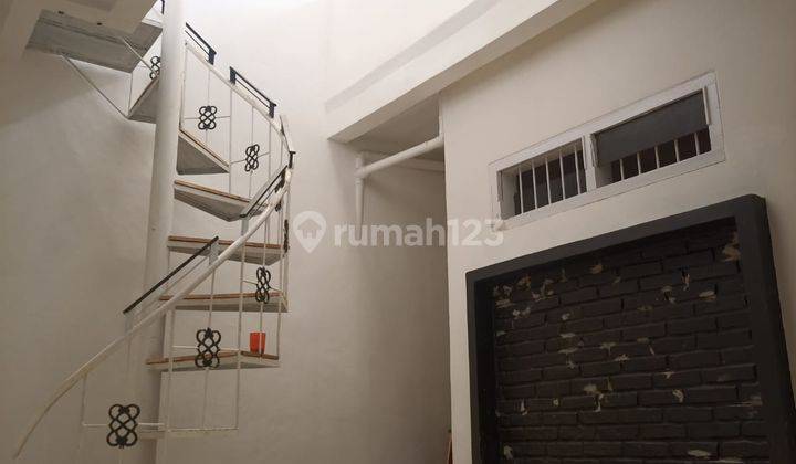 For Rent Rumah Usaha di Jalaprang Mainroad 8
