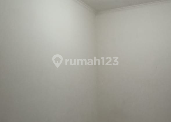 Ruang Usaha Cigadung For Sale Lokasi Strategis Dekat Minimarket  9