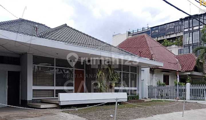 House in Pasirkaliki 2 Directions Suitable for Various Businesses