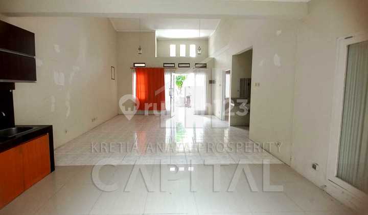 Ready-to-Live and Comfortable House in Kota Baru Parahyangan