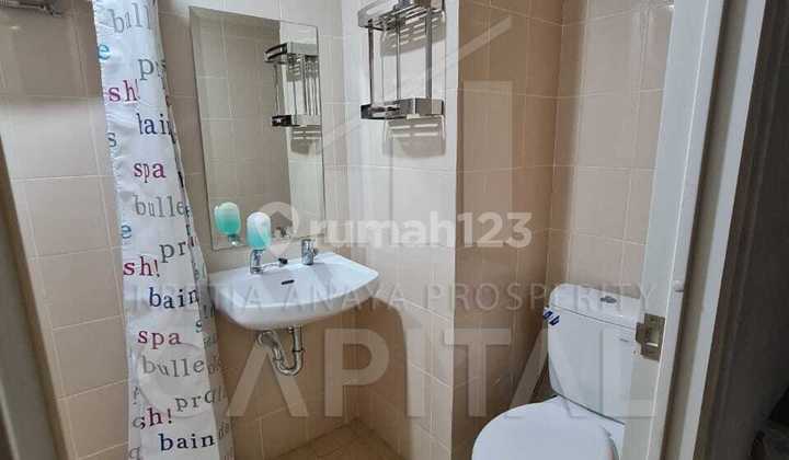 Unit Type 1Br Dengan View Jalan Ciumbuleuit di Apartement Parahyangan Residence Tower Pangrango 2