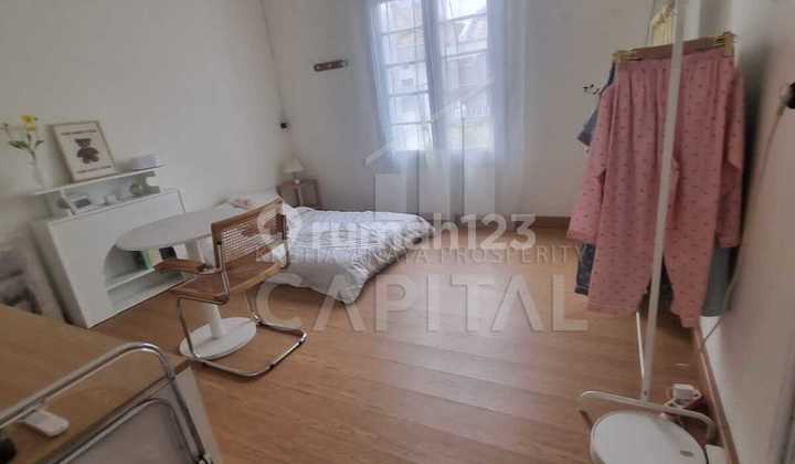 House with Hook Position and Ready to Occupancy on the Wing of Riau Street, Heritage Type 2