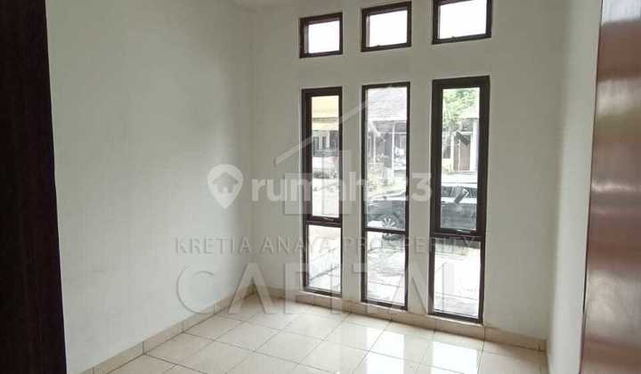 A small house in the Mekar Wangi complex, Bandung.