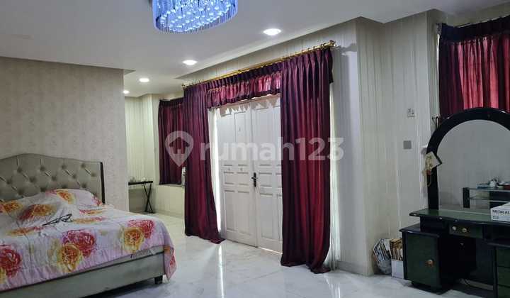 2-Story Interconnected House Block U Area 200m² SHM