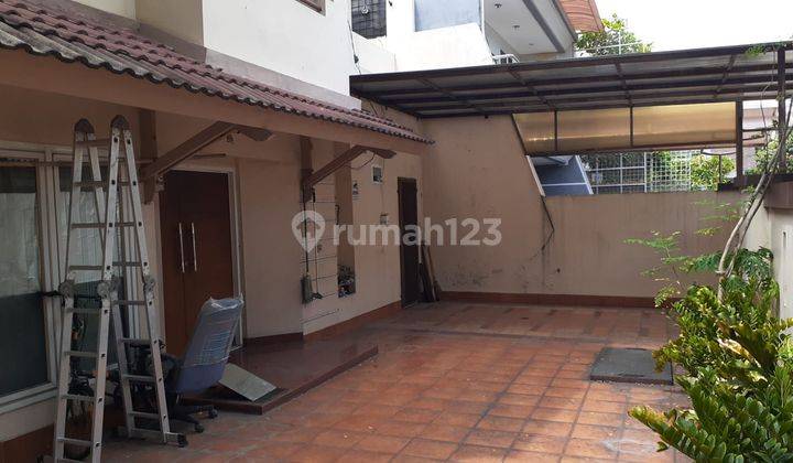 Rumah huk 2lt luas 265m dgn 3 kmr tdr FF 1