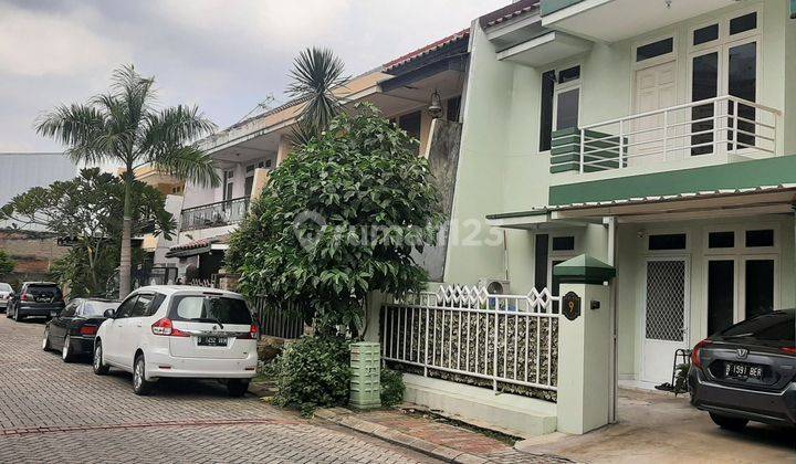 Rumah 2lt puri media SHM timur bersih siap pakai 2