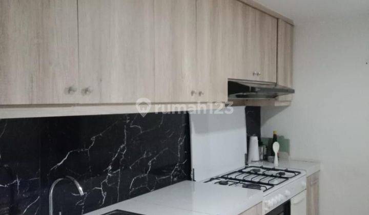 Apartm TA lantai 11 disewakan semi Furnished 2