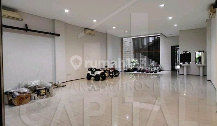 Rumah Komersil Minimalis Modern 3 Lantai Tengah Kota Di Cihampelas Bandung Kota 1