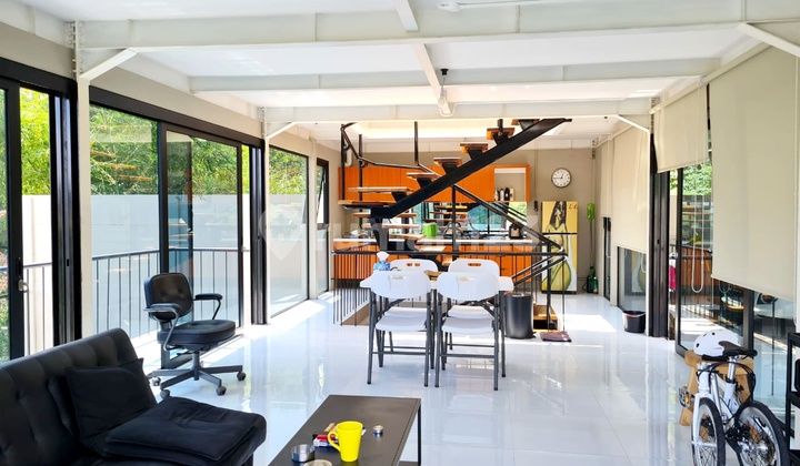 Rumah Furnished Konsep Semi Industri Di Cigadung Sayap Dago Bandung Kota