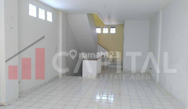 DISEWAKAN RUKO 3 LANTAI SIAP HUNI TENGAH KOTA DI CIHAMPELAS
 1