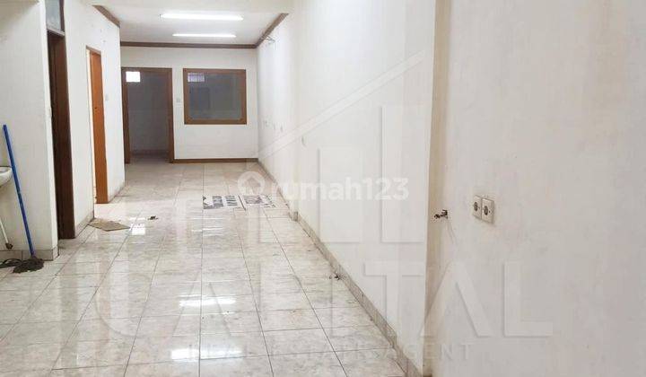 RUMAH KOMERSIL DI AREA SURYA SUMANTRI BANDUNG KOTA 4