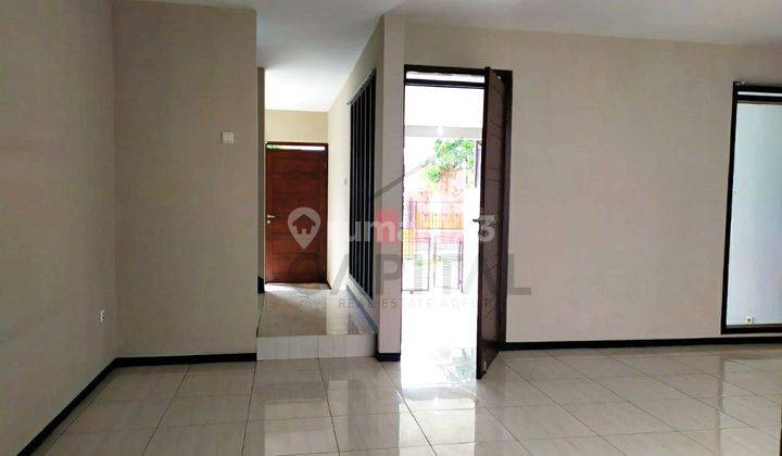 Rumah Siap Huni 2 Lantai Di Setra Duta Bandung Kota 1