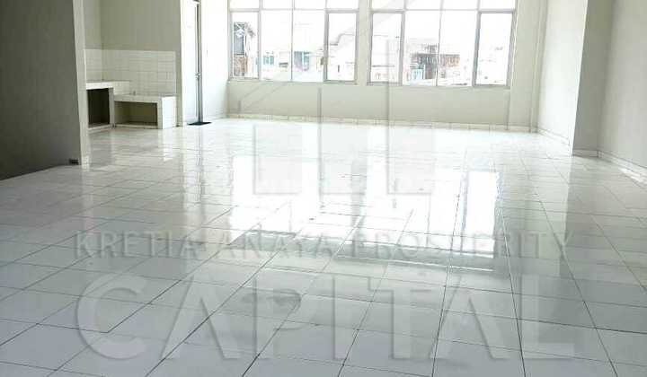 Ready-to-Occupy 3-Story Commercial Shophouse in Central City, Moch Toha Wing Commercial Area, Bandung City 2