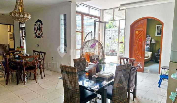 Rumah Komersil Furnished Siap Huni 2 Lantai Di Kopo Margahayu Bandung  2