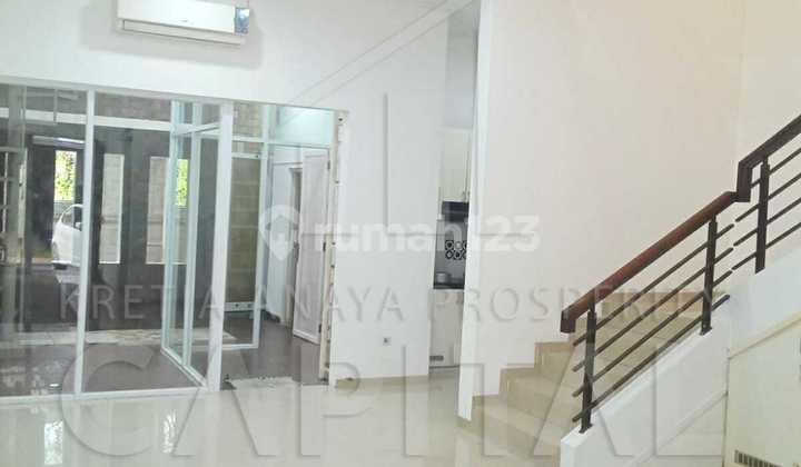 Harga Investor Rumah Minimalis 2 Lantai Semi Furnished Siap Huni di Setra Duta Bandung Kota 1