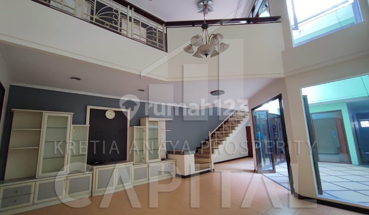 Rumah Semi Furnished Siap Huni 2 Lantai Di Sayap Pasteur Bandung Kota