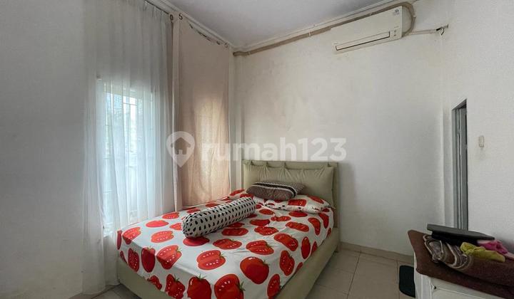 Disewakan Rumah 2lt siap huni jl. Faiaal , makassar (rd) 5