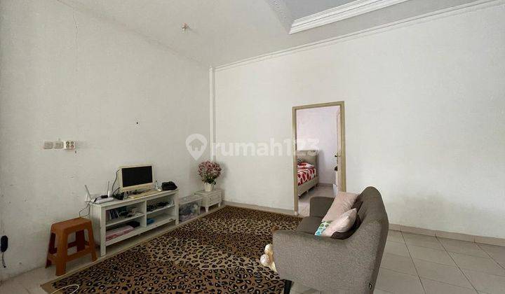 Disewakan Rumah 2lt siap huni jl. Faiaal , makassar (rd) 4
