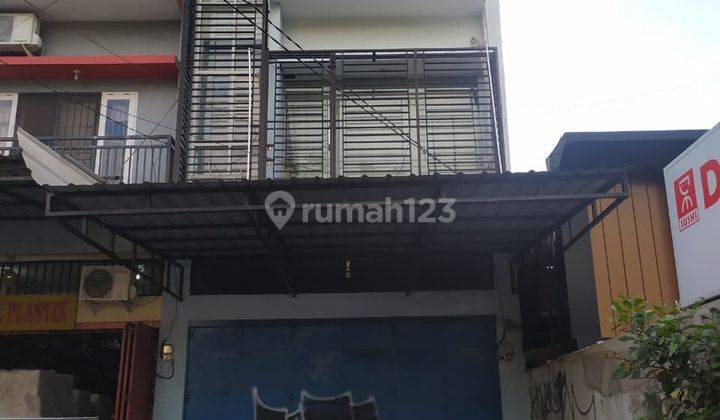 Dijual Ruko3lt di Jalan Adhyaksa, Makassar kondisi terawat (cc) 1