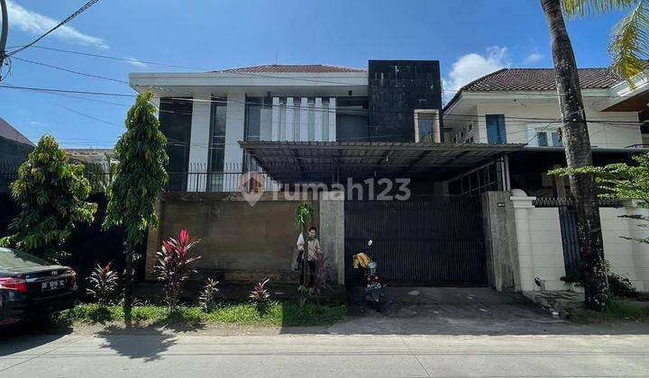 Dijual Rumah 2lt siap huni full furnished, jl mapala raya ,makassar (rd) 1