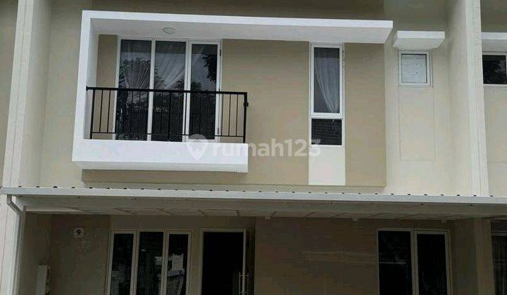 Disewakan Rumah 2lt Di Beryl Barat Summarecon Mutiara,makassar (al) 1