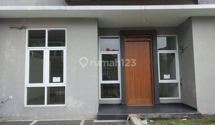 Rumah Bangunan Baru Terawat Siap Huni Mekar Wangi 2