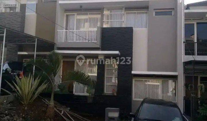 Rumah 2 Lantai Bagus SHM di Dago Pakar, Bandung 2