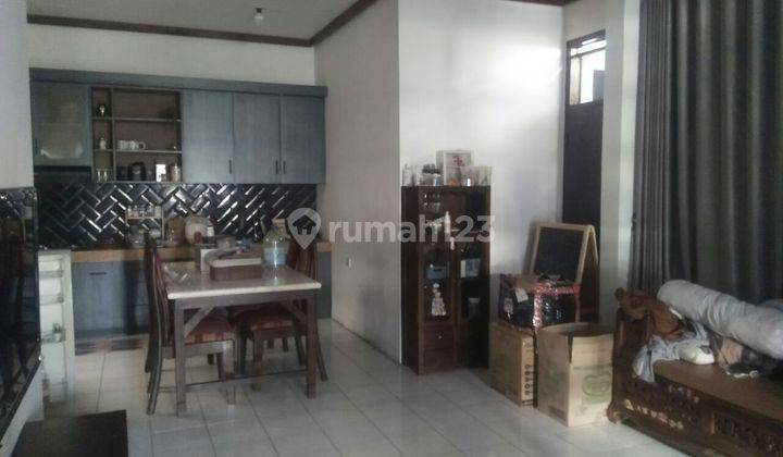 Rumah 2 Lantai Bagus di Suryalaya, Bandung 2