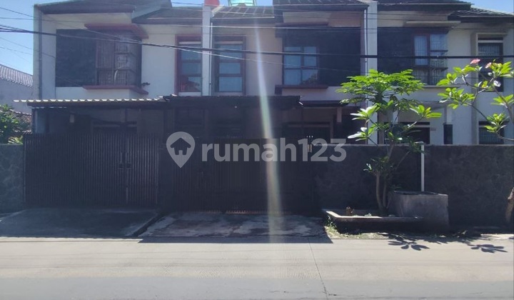 2-Storey Move-In Ready House Main Road Arcamanik