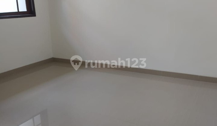 Rumah Baru Siap Huni Lokasi Strategis Sarijadi 2