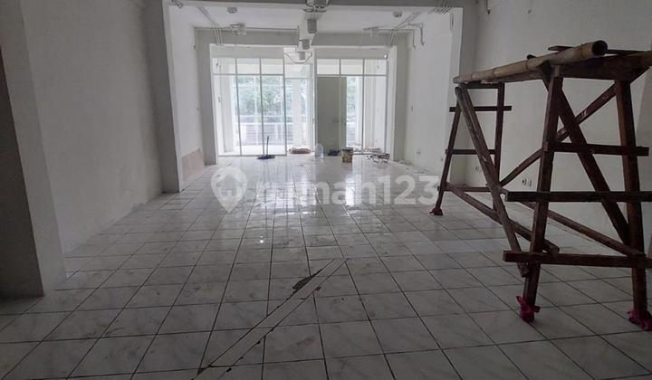 For Sale..3-Storey Shophouse Near Lebakbulus MRT Station 2