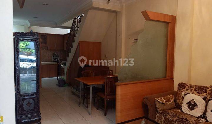 Full Furnish ..disewakan Rumah di Taman Semanan Indah 1