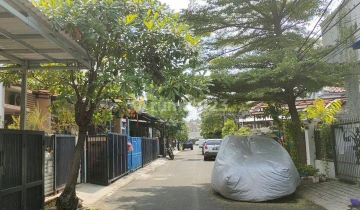 Bebas Rayap ..Rumah Dijual di Taman Semanan Indah 1