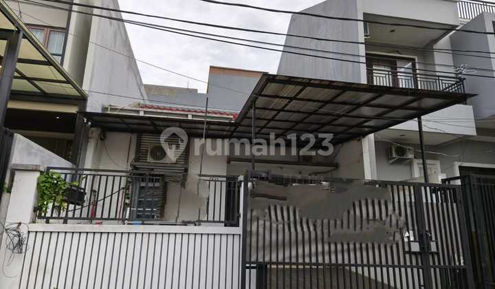 Dijual rumah di Taman Semanan Indah, satu lantai Dijual rumah di Taman Semanan Indah, satu lantai