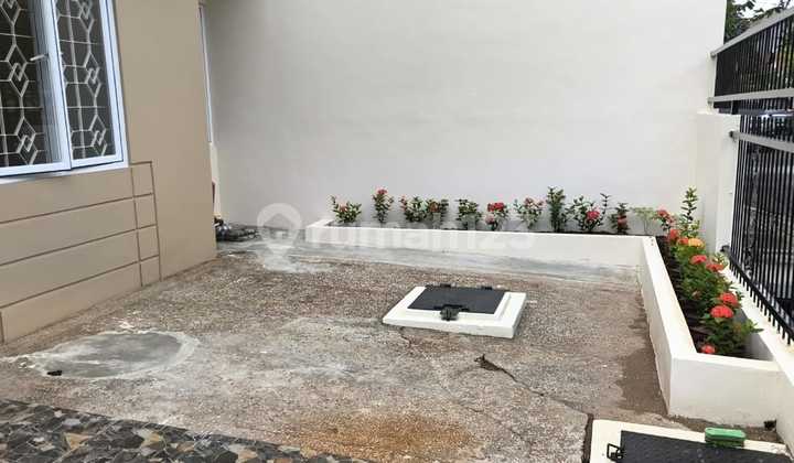 Serba Baru ..Rumah di Taman Semanan Indah, Luas 135 Meter 2