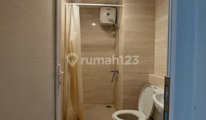 FOR SALE/ RENT Springwood Apartment 2 BR, city view 2