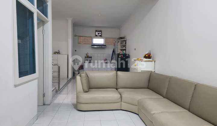 Neat house ready to occupy in Sumbersari, suitable for commercial use.