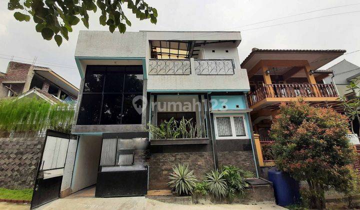 Rumah 2 lantai dalam komplek Padasuka Ideal, Udara Sejuk View Bagus 1