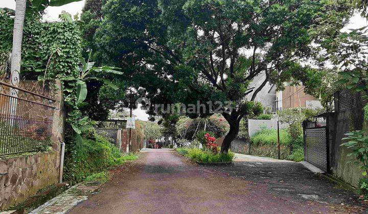 Rumah Besar Mewah, Area Gegerkalong Bandung Utara 2