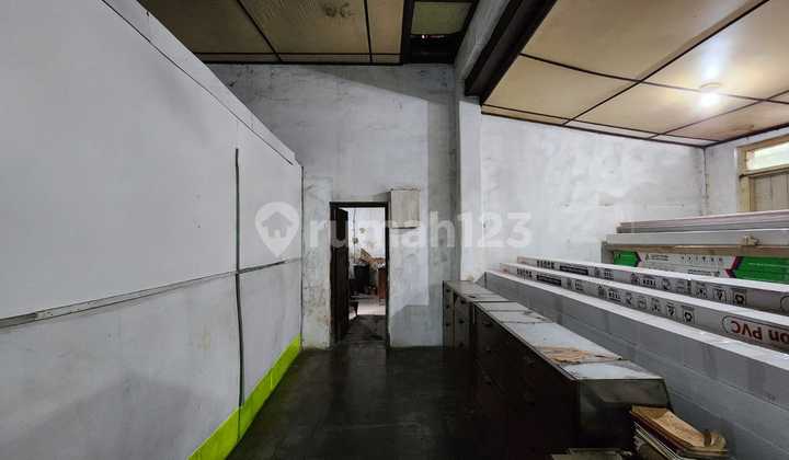 Commercial Space for Sale Land Calculation Short Otista Street, Kebon Kawung