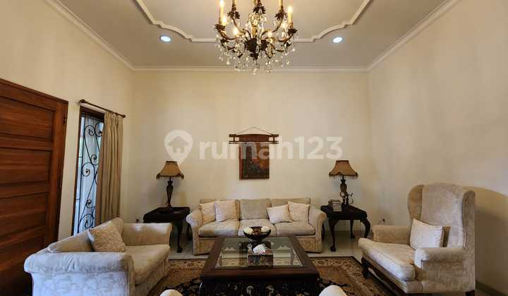 Rumah Besar dan Luas Area Katamso Surapati Pahlawan, Bandung 1