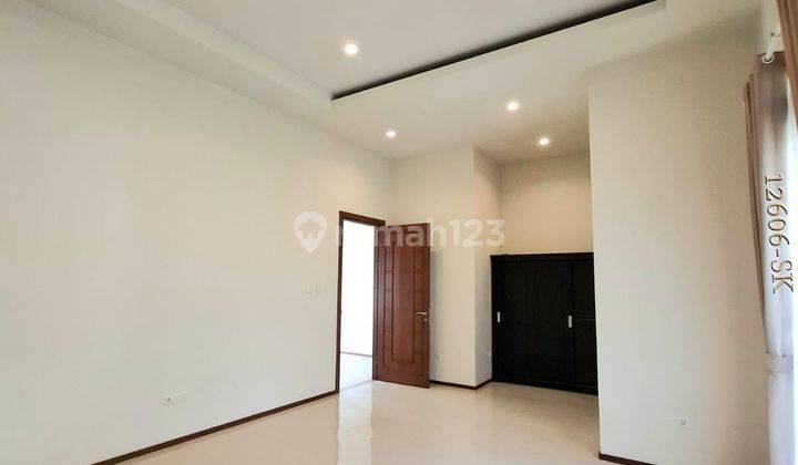 Disewakan Rumah Hook Tropical Modern Dgn Kolam Renang DiBintaro 2