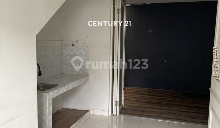 Dijual Rumah Brandnew di Lokasi Strategis di Graha Raya Bintaro 2